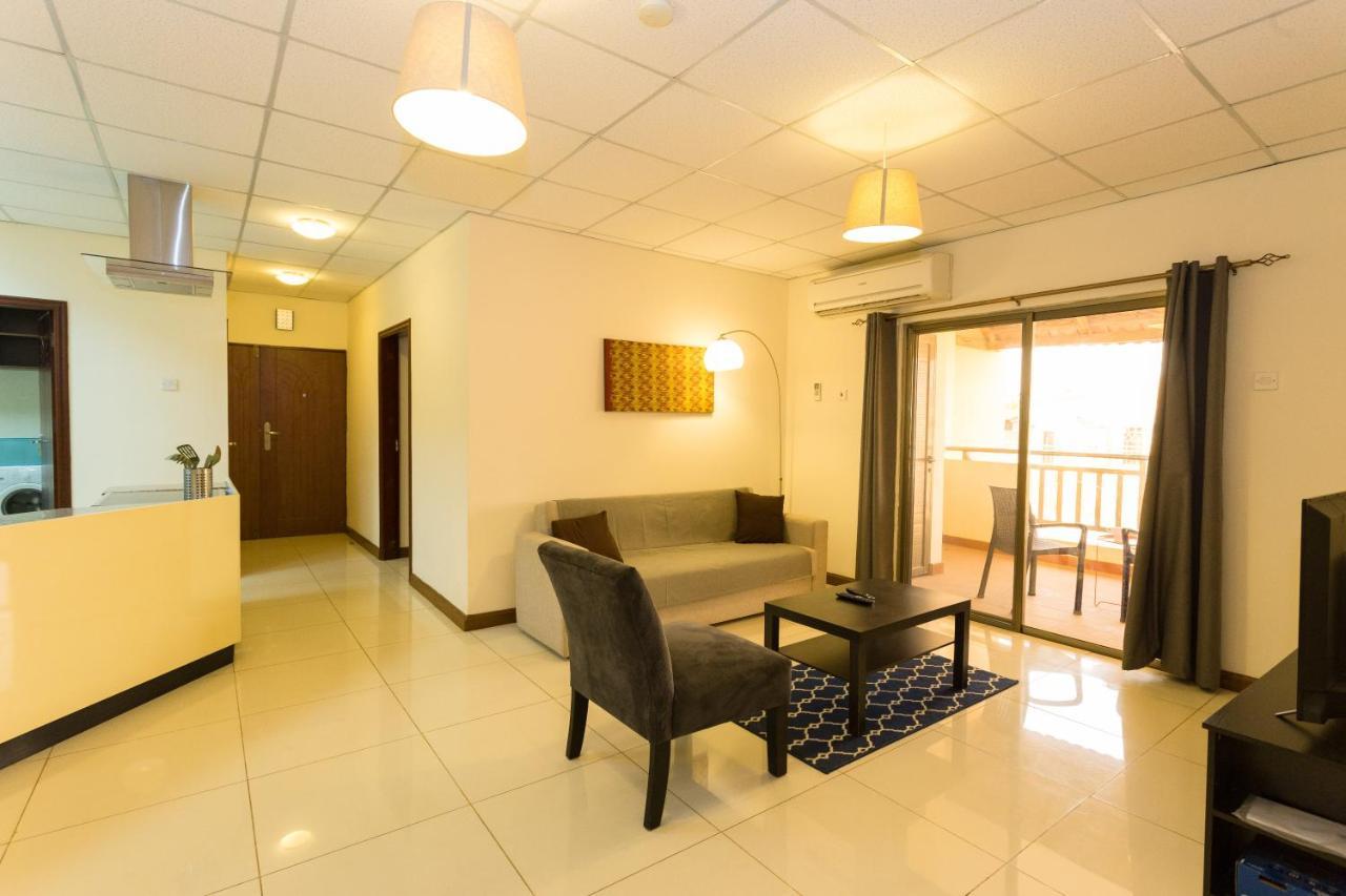 La Casa Baatsona Apts Sakumono Ngoại thất bức ảnh