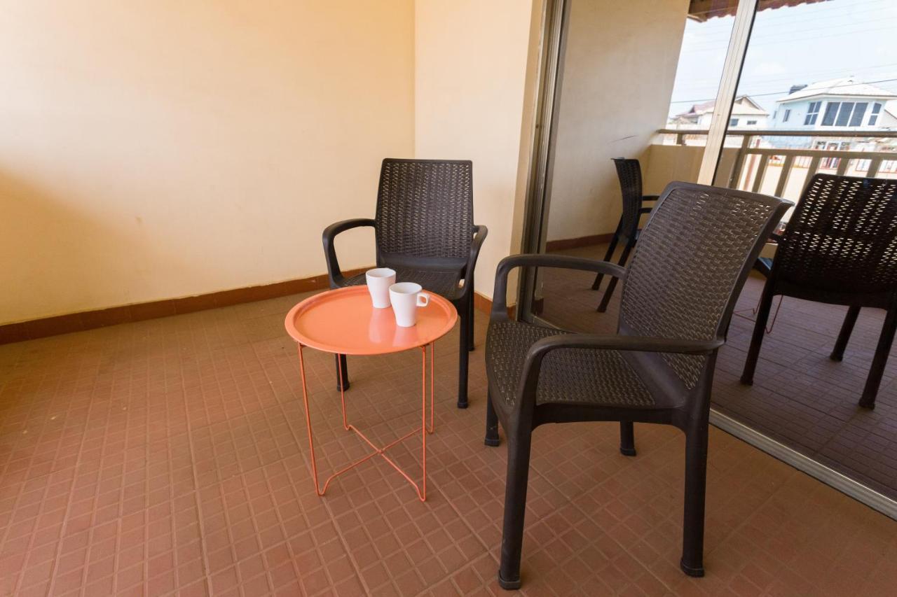 La Casa Baatsona Apts Sakumono Ngoại thất bức ảnh